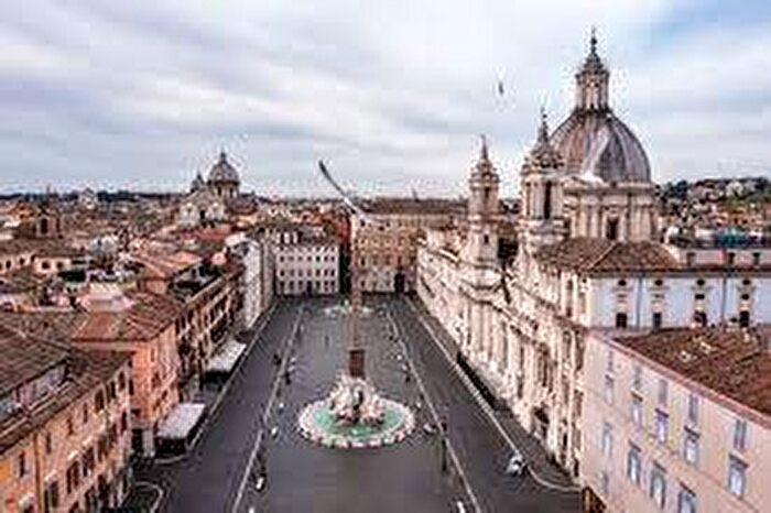 Appartamento trilocale in vendita in Piazza Navona, Roma