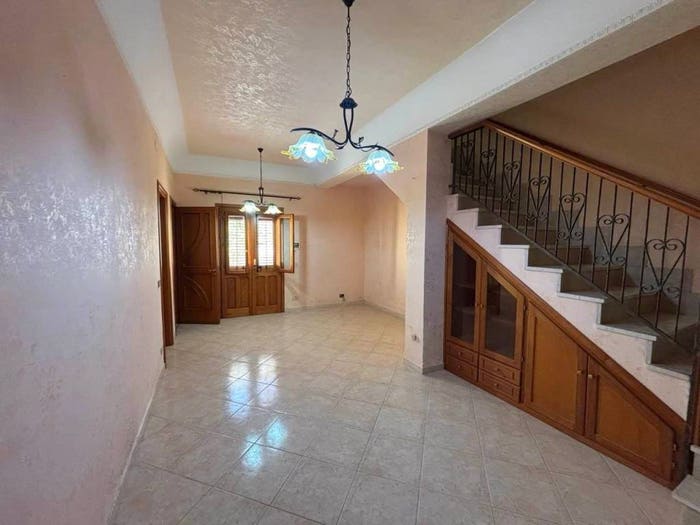 Casa con 6 locali in vendita in Partanna