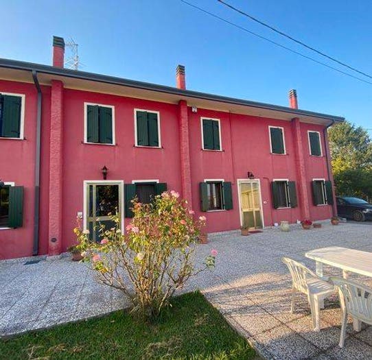 Casa con 6 locali in vendita in Corso Vittorio Emanuele Ii, Centro, Adria