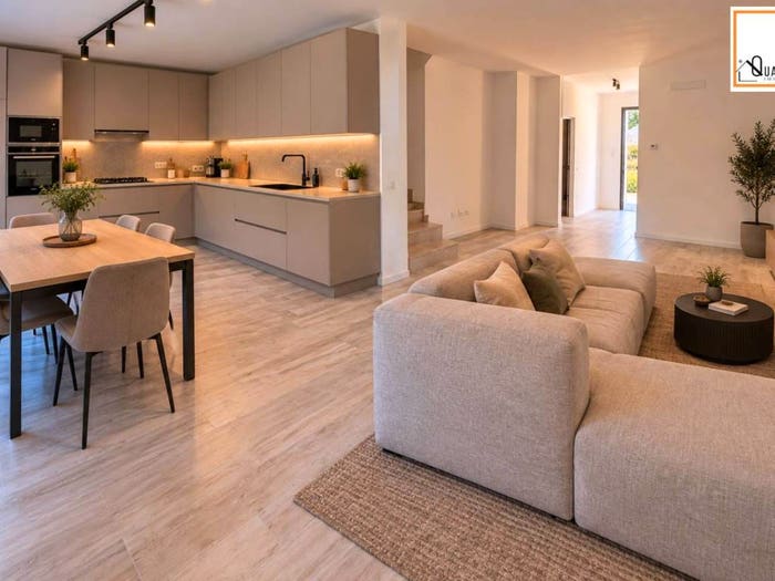 Casa con 5 locali in vendita in Mirandola