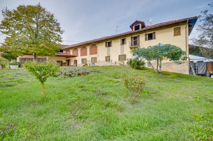Casa in vendita in Regione Montà, Agliano Terme