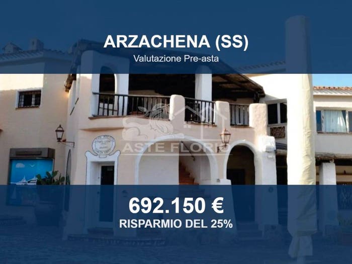 Appartamento con 6 locali in vendita in Piazza La Piazza, Porto Cervo, Arzachena