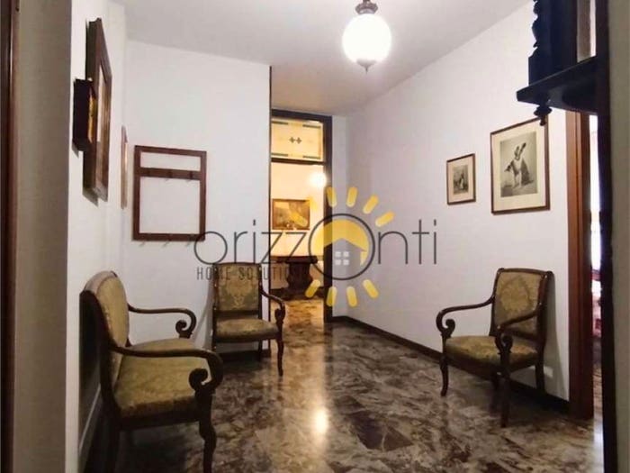 Appartamento quadrilocale in vendita in Corso Fanti, Centro Storico, Carpi