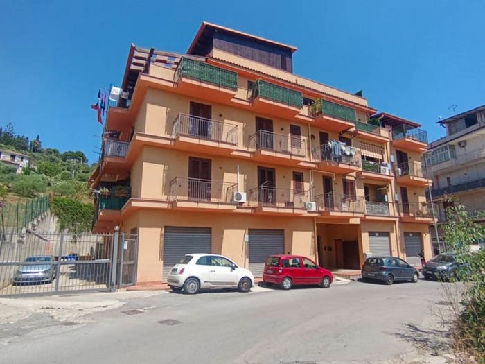 Appartamento quadrilocale in vendita in via Roma, Centro, Misilmeri