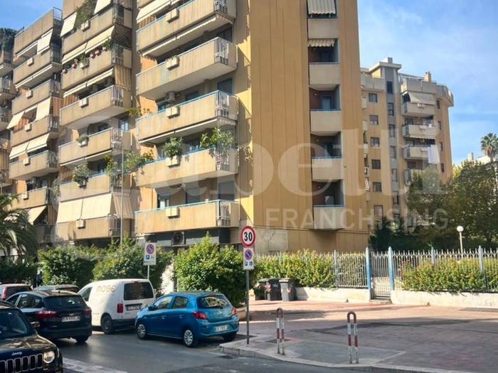 Appartamento con 5 locali in vendita in via sant'antonio, Centro, Barletta