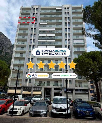 Appartamento quadrilocale in vendita in Piazzale dei Cappuccini, Turati Santo Stefano, Lecco