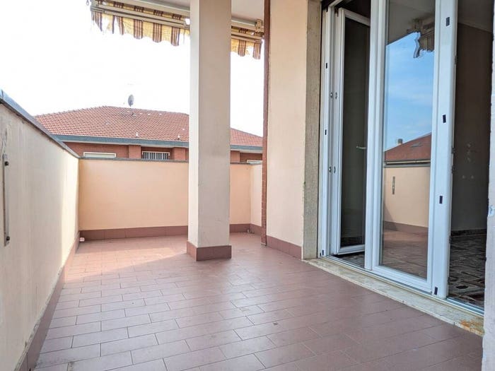 Appartamento trilocale in vendita in VIA BUOZZI, Centro, Ciriè