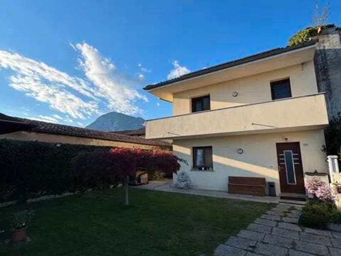 Casa con 6 locali in vendita in Via Dalmazia, Centro, Maniago