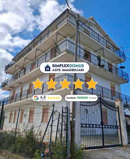Appartamento con 6 locali in vendita in cda San Filippello, Ciminna