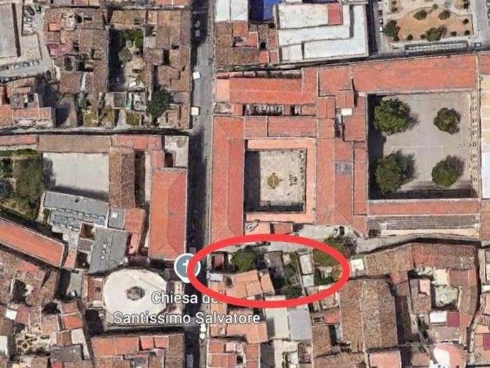 Casa con 6 locali in vendita in Via Matteo Bonello, Cassaro, Palermo