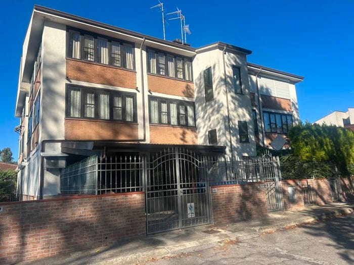 Appartamento trilocale in vendita in Via Salemi, Porto Garibaldi, Comacchio