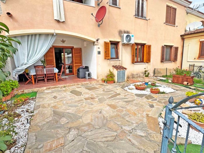 Appartamento trilocale in vendita in Via Torquato Tasso, Centro, Budoni
