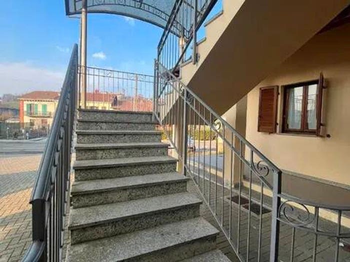 Appartamento trilocale in vendita in Via Nazionale, Valle Cerrina, Cerrina Monferrato