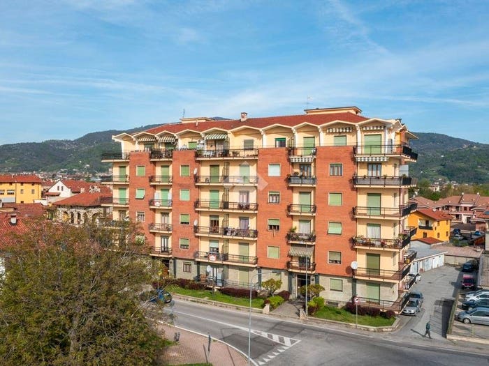 Appartamento quadrilocale in vendita in via Savigliano, Costiglione Saluzzo, Costigliole Saluzzo