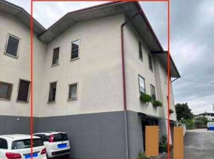 Casa quadrilocale in vendita in Via rizzardini, Piovene Rocchette