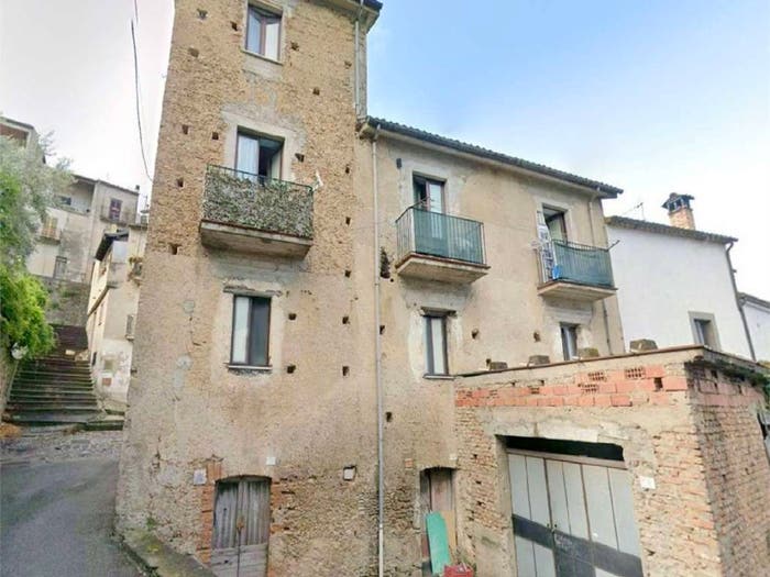 Case in Vendita e in Affitto - 3