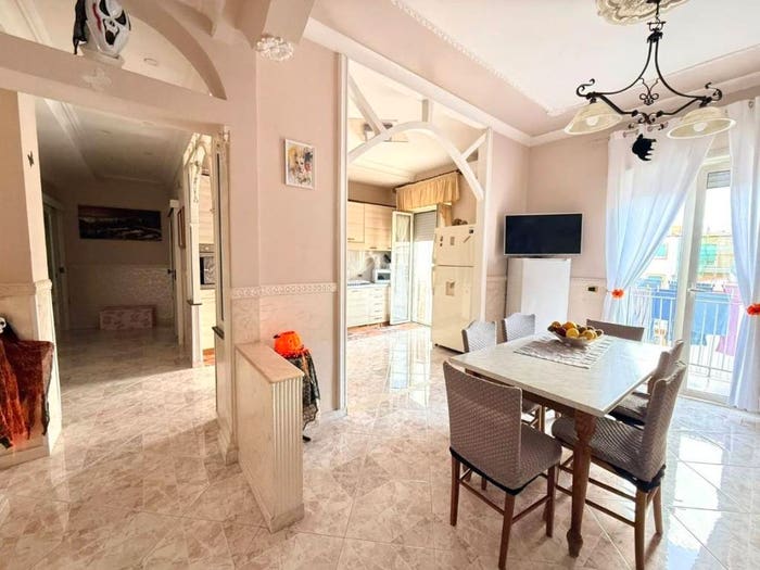 Appartamento trilocale in vendita in VIA SALVATORE DI GIACOMO, Casavatore