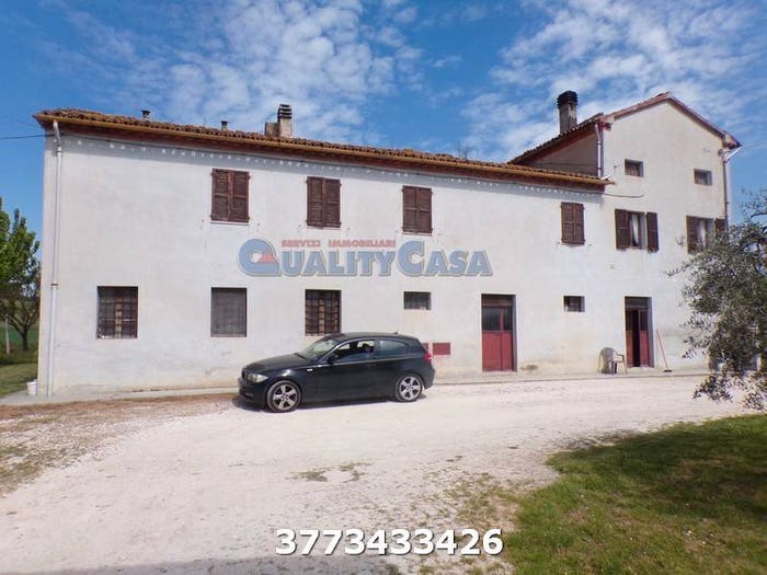 Casa con 6 locali in vendita in Via Colleolivo, Tabano Montecappone, Jesi