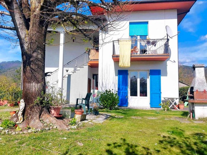 Casa con 6 locali in vendita in Via Bertucci, Centro, Brugnato