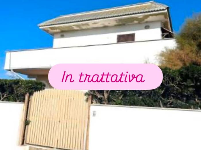 Appartamento trilocale in vendita in Via delle Gardenie, Lido dei Pini di Ardea Lupetta, Ardea