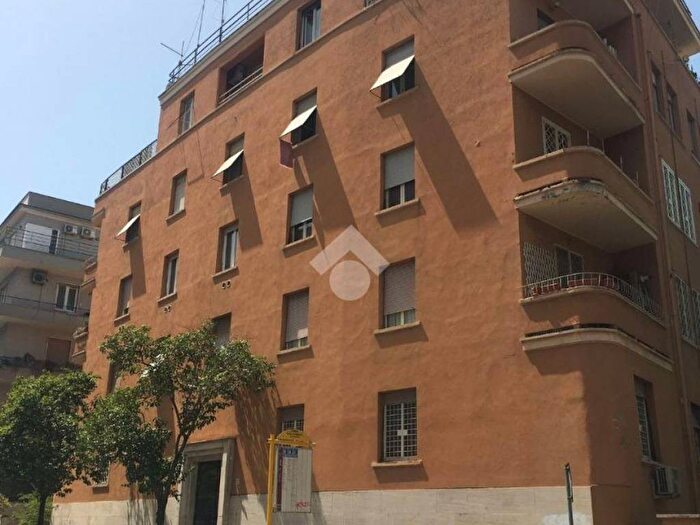 Appartamento bilocale in vendita in Viale di Villa Pamphili, Monteverde Vecchio, Roma
