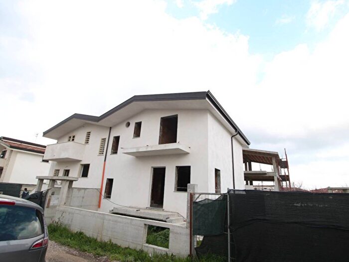 Casa con 5 locali in vendita in Via Maddaloni, Centro, San Felice a Cancello
