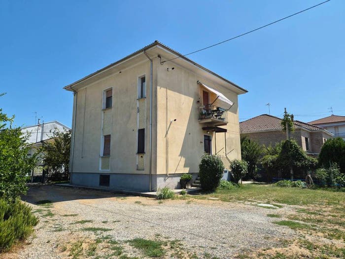 Casa con 6 locali in vendita in Via Annibale Clemente, Spinetta Marengo, Alessandria