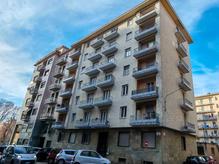 Appartamento con 6 locali in vendita in Via Gaetano De Marchi, Centro Storico, Biella