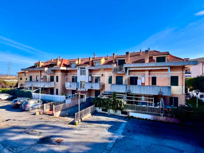 Appartamento bilocale in vendita in Via M Genlis, San Fedele Lusignano, Albenga