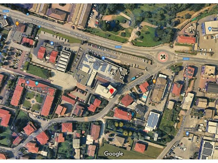 Appartamento trilocale in vendita in Via Alessandro Manzoni, Centro, Nibionno