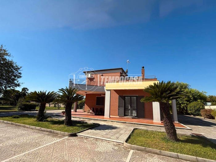 Casa con 6 locali in vendita in Viale degli Aviatori, Immacolata, Foggia