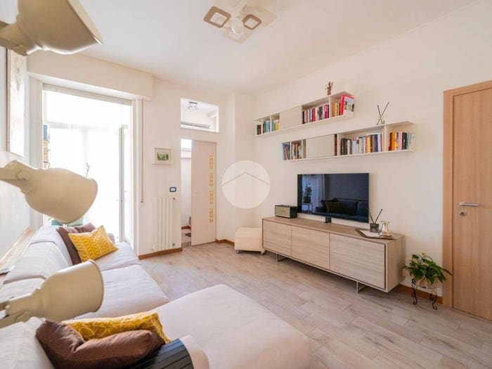 Appartamento trilocale in vendita in Via Paride Ceresara, Angeli, Mantova