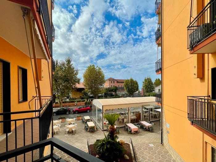 Appartamento trilocale in vendita in Via Aprile, Borgio, Borgio Verezzi