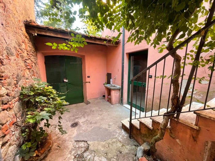 Casa trilocale in vendita in Vico Rastelli, Centro, Gavi