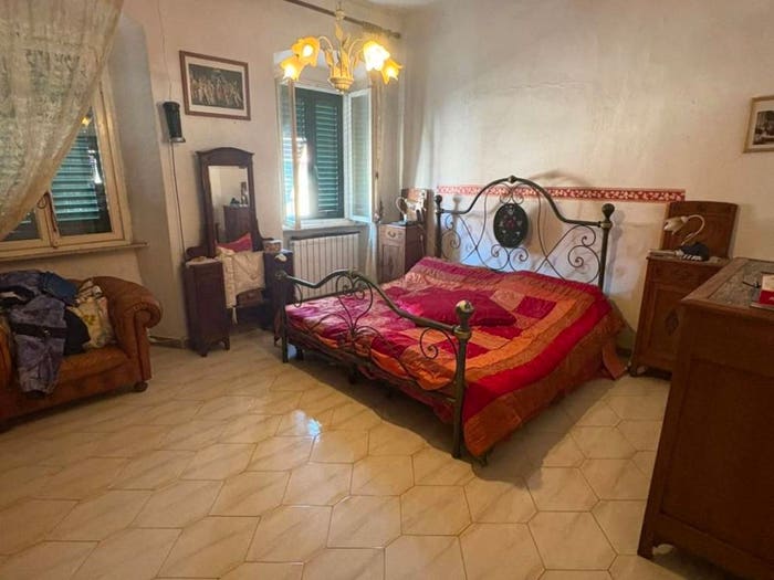 Appartamento con 5 locali in vendita in Corso Amedeo, Cisternone, Livorno