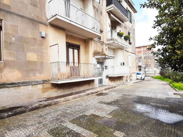 Appartamento con 5 locali in vendita in Via Nicola Ferramosca, Maglie