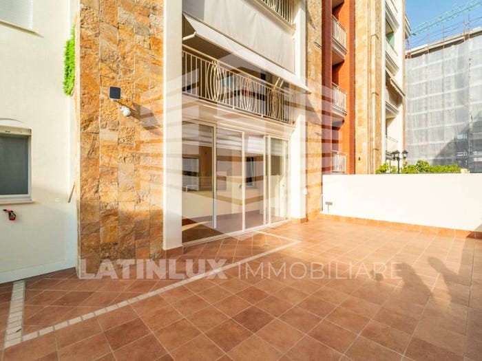 Appartamento trilocale in vendita in Q, Latina