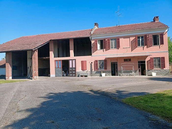 Casa con 5 locali in vendita in Centro, Mortara