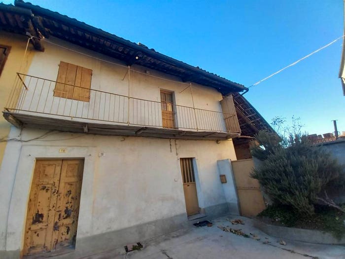Casa quadrilocale in vendita in Via Argentero, Centro, Castelnuovo Don Bosco