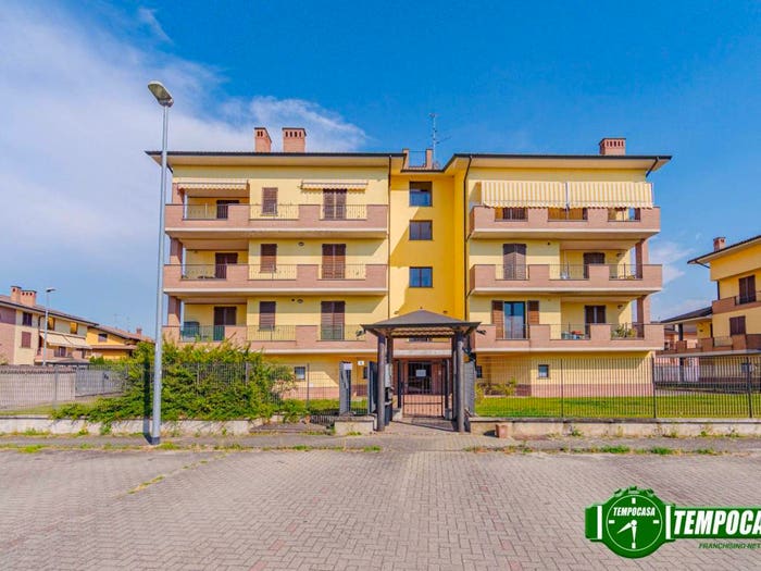 Appartamento trilocale in vendita in Via Don Boschetti, Centro, Cava Manara