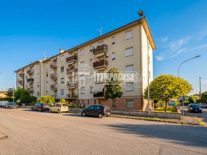 Appartamento trilocale in vendita in Via Cantelli, San Vincenzo, Galliera