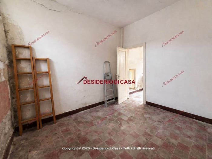 Casa con 6 locali in vendita in Via Settembre, Centro, Milazzo