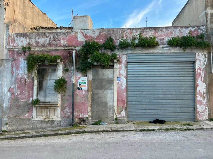 Casa trilocale in vendita in Via Michelangelo Buonarroti, Centro, Pachino