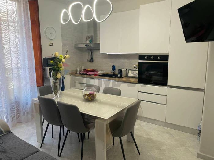 Appartamento trilocale in vendita in Via Santa Teresa, Centro, Bagheria