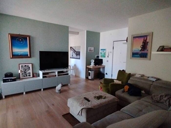 Appartamento con 5 locali in vendita in Via Palmiro Togliatti, Villa San Martino, Pesaro