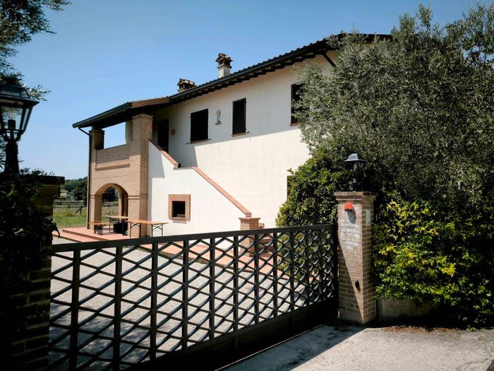 Casa con 5 locali in vendita in Via Bastia, Brufa, Torgiano