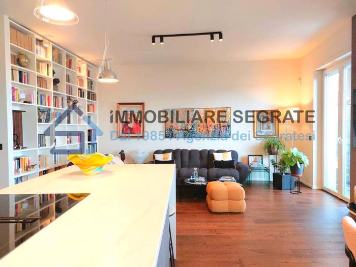Appartamento trilocale in vendita in Piazza Enrico Bottini, Città Studi, Milano