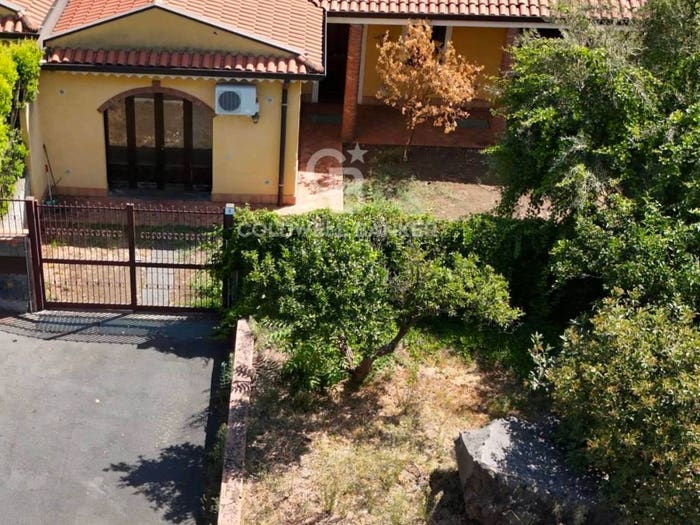 Casa con 5 locali in vendita in Via Giovanni Falcone, Centro, Viagrande