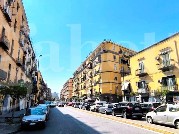 Appartamento bilocale in vendita in Via Generale Raffaele Carrascosa, Arenaccia, Napoli