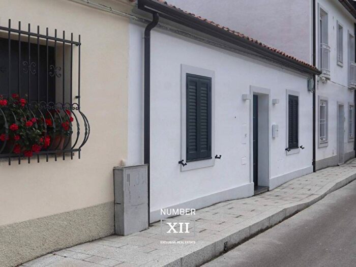 Appartamento con 6 locali in vendita in Via Lamarmora, Centro Storico, Olbia
